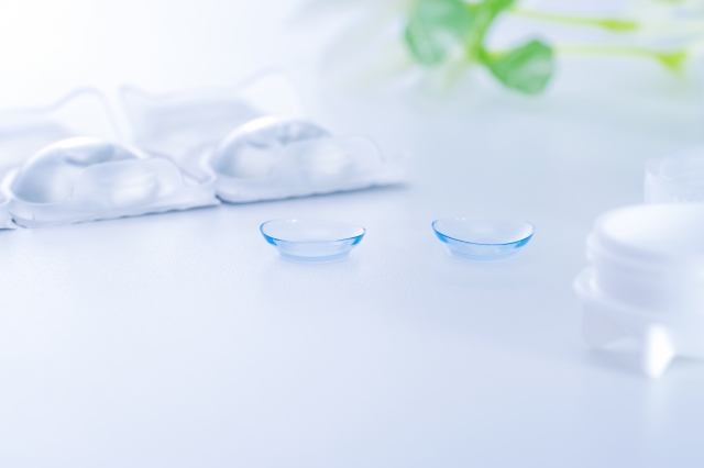 コンタクトレンズ